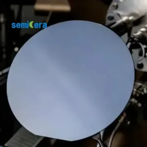 Epitaxia Ga2O3